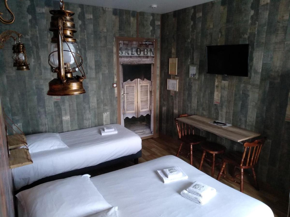 Hotel Angelys Ploermel Bagian luar foto