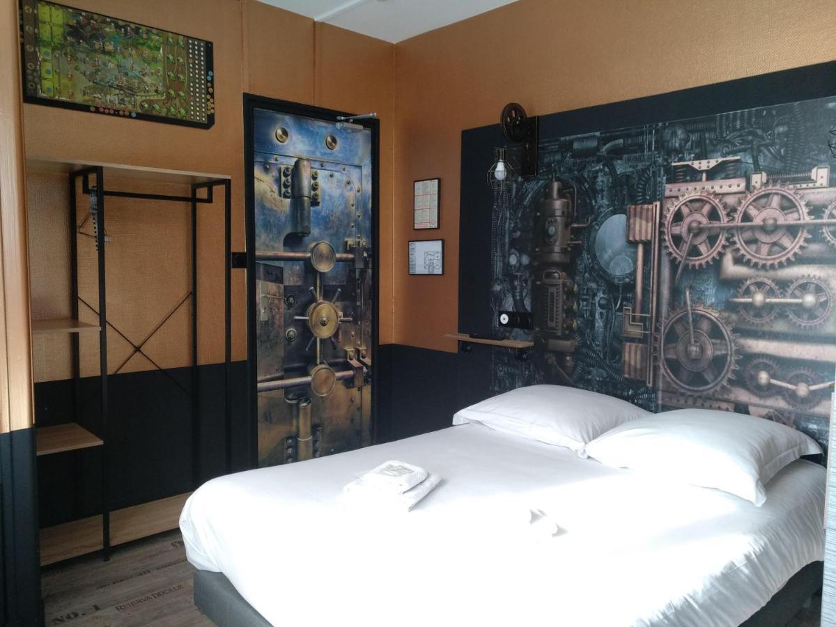 Hotel Angelys Ploermel Bagian luar foto